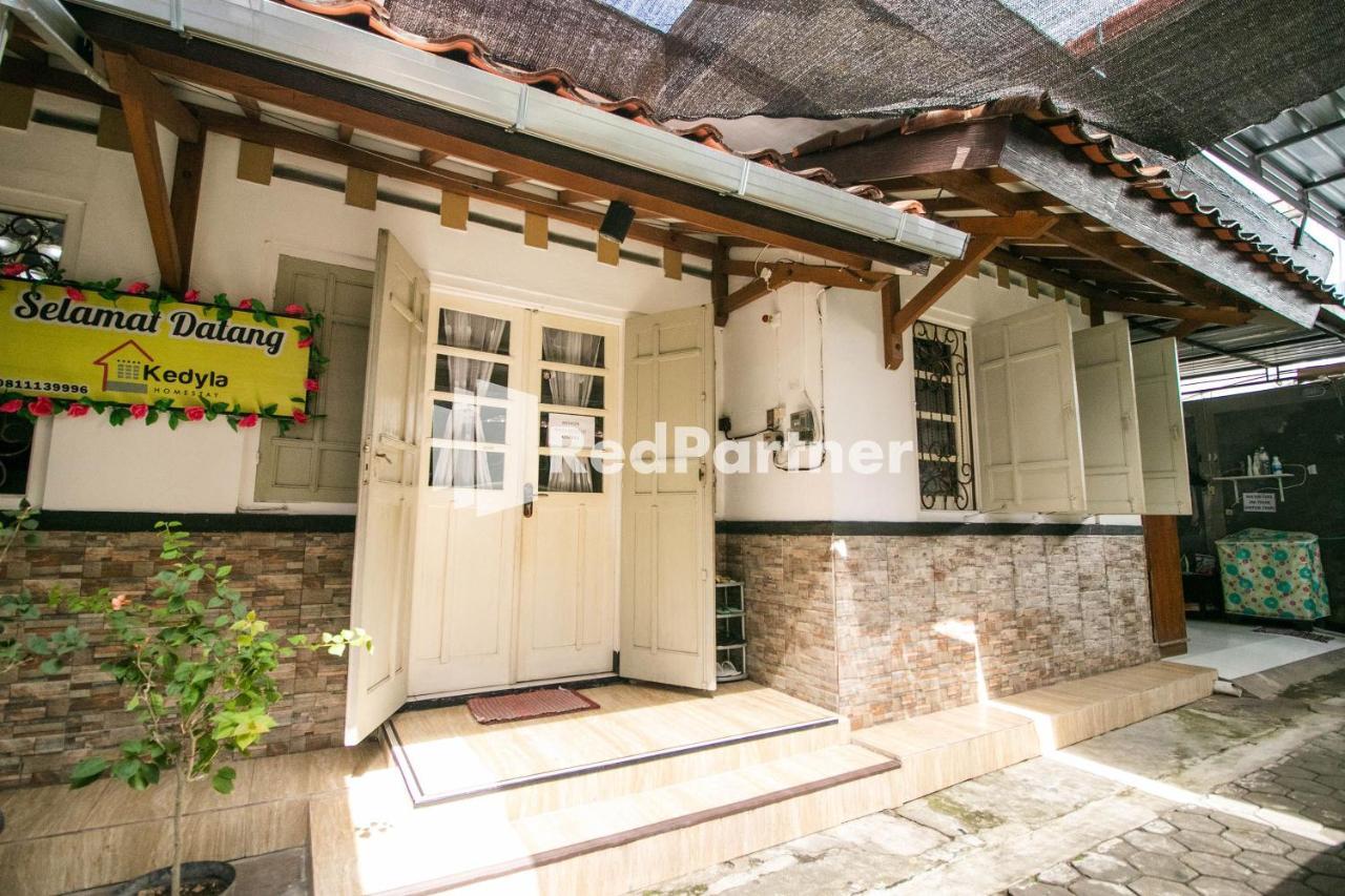 Kedyla Homestay Syariah Patangpuluhan Malioboro Area Yogyakarta Redpartner Ngabean Buitenkant foto