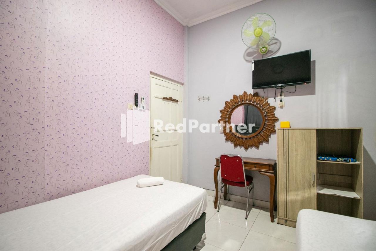 Kedyla Homestay Syariah Patangpuluhan Malioboro Area Yogyakarta Redpartner Ngabean Buitenkant foto