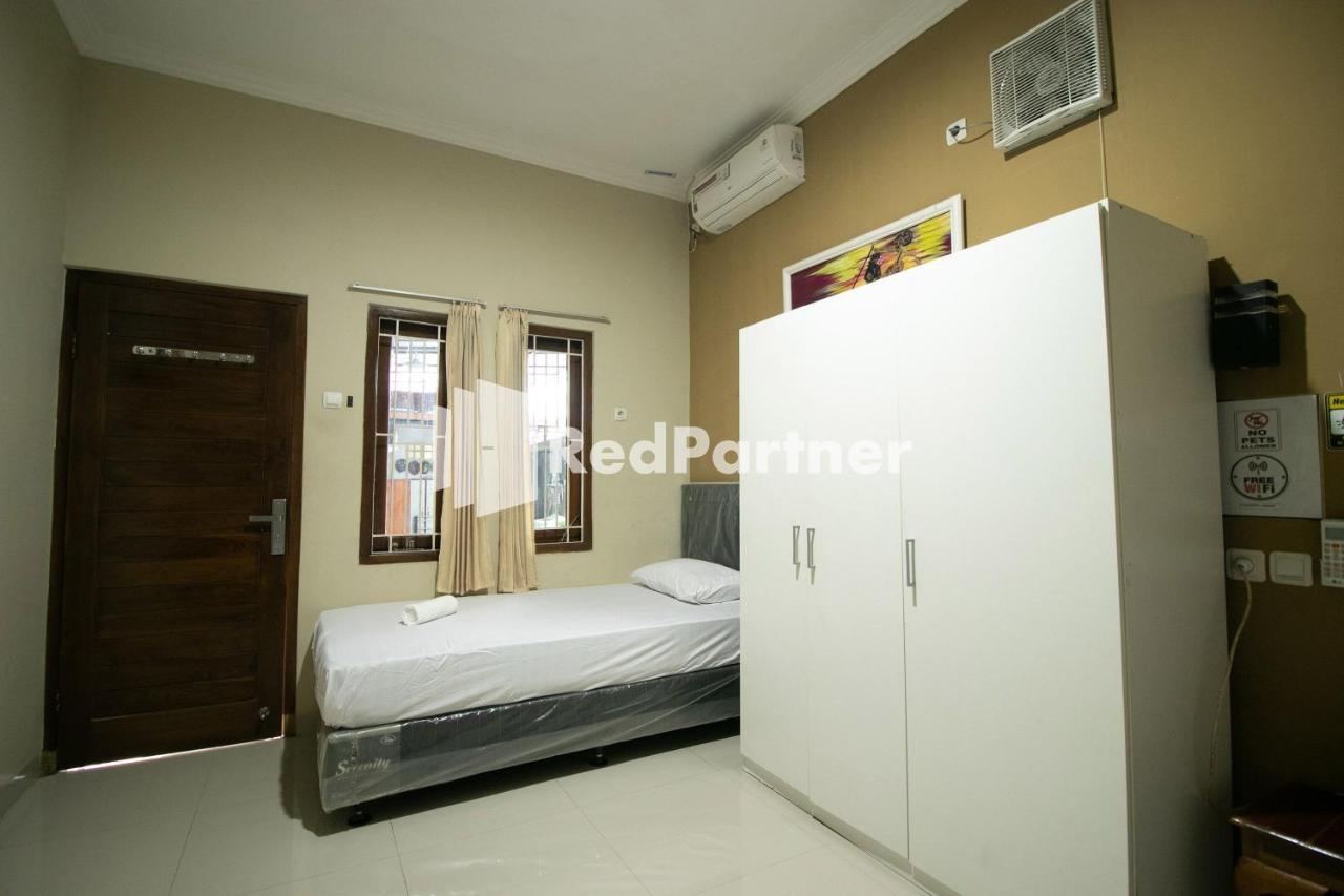 Kedyla Homestay Syariah Patangpuluhan Malioboro Area Yogyakarta Redpartner Ngabean Buitenkant foto
